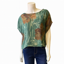 Load image into Gallery viewer, Estelle Pure Silk Boxy Top:
