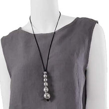 Load image into Gallery viewer, TR Graduated Bead Pendant