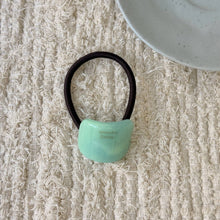 Load image into Gallery viewer, Minimalist Resin Hair Tie – Everyday Chic: 1