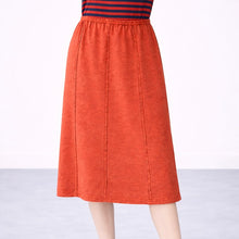 Load image into Gallery viewer, Sandy Seamed Skirt: Tabasco