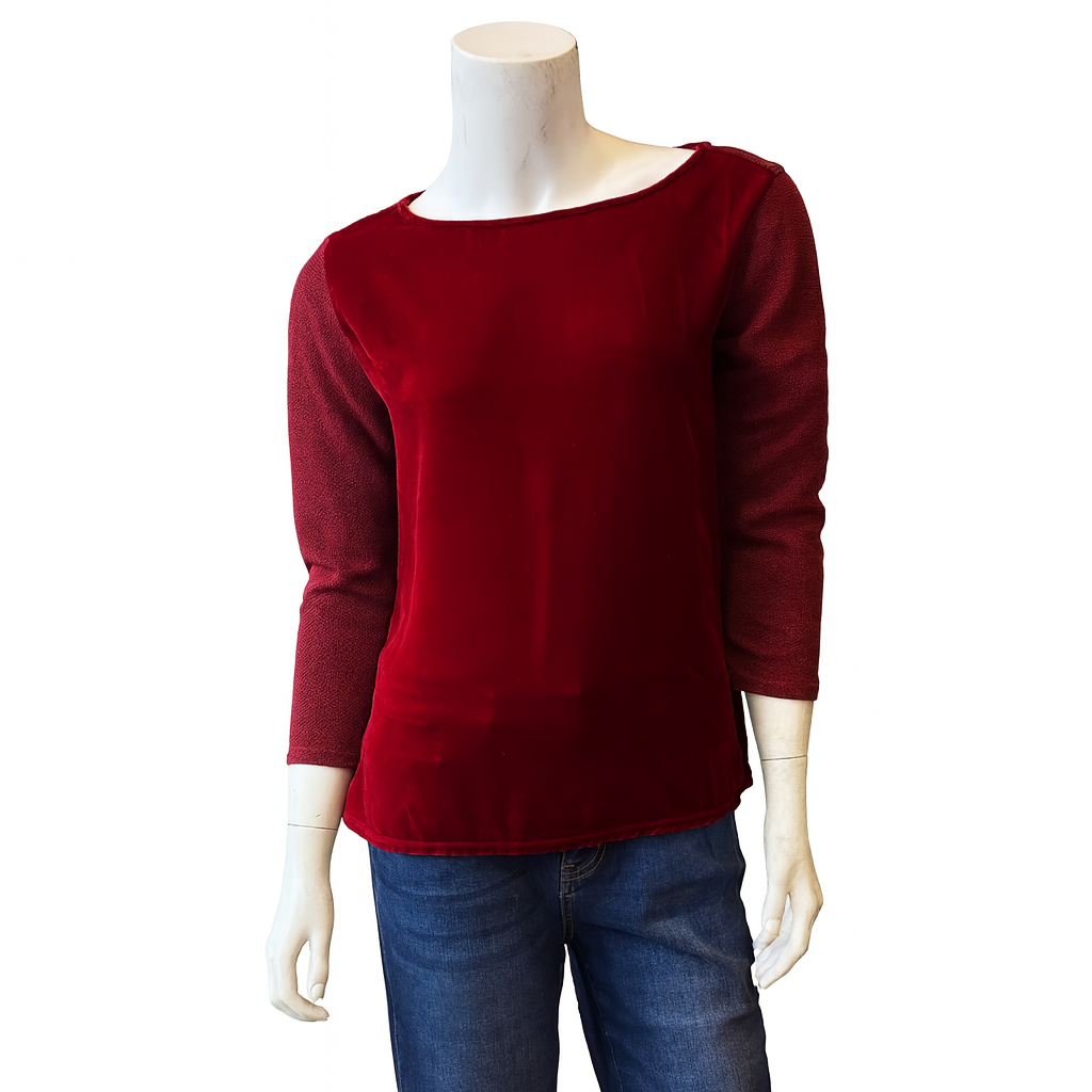 Leslie Velvet Easy Top: Scarlet