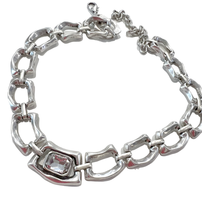 SG Necklace with glass centre 3110