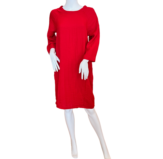 Tamara Raglan Sleeve Dress with pockets: Red