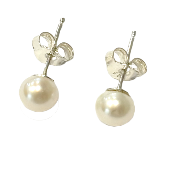Pearl Studs