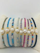 Load image into Gallery viewer, Seed Beads Pearl Bracelet 