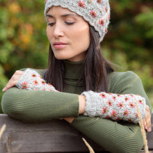 Load image into Gallery viewer, Anaya Handwarmers–Wool Knit, Light Natural