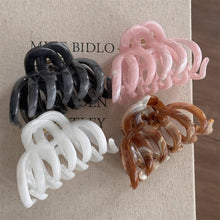 Load image into Gallery viewer, Extra-Strong Durable Hair Claw, Black