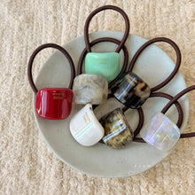 Load image into Gallery viewer, Minimalist Resin Hair Tie – Everyday Chic: 1