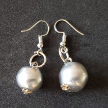 Load image into Gallery viewer, ER: Wear Everyday Aluminium ball Earring