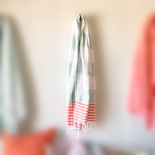 Load image into Gallery viewer, Turkish towel